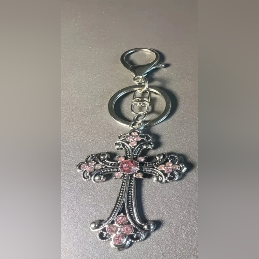 🆕️✝️ PINK RHINESTONE CROSS BAG CHARM & KEY CHAIN ✝️